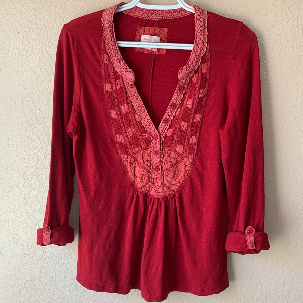 Anthropologie Meadow Rue Crochet Lace Roll Tab Sleeve Boho Romantic Top Size M - Picture 2 of 7